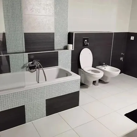 Reginahouse Apartment Szigetszentmiklos